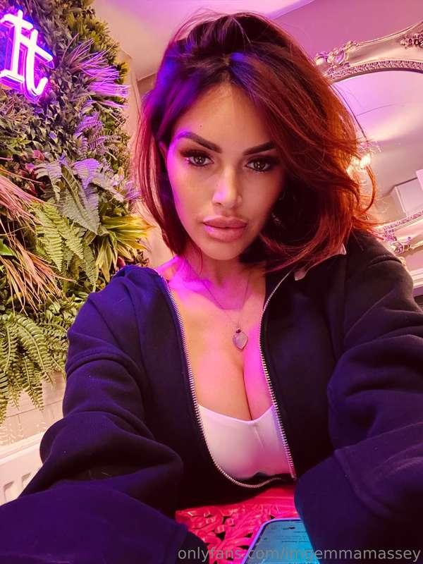 Do I look like trouble 