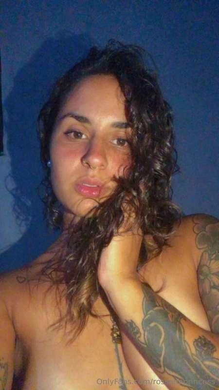 FREE SUBSCRIPTION 🔞🧚🏼‍♀️ erotic girl with a huge and juicy a..
