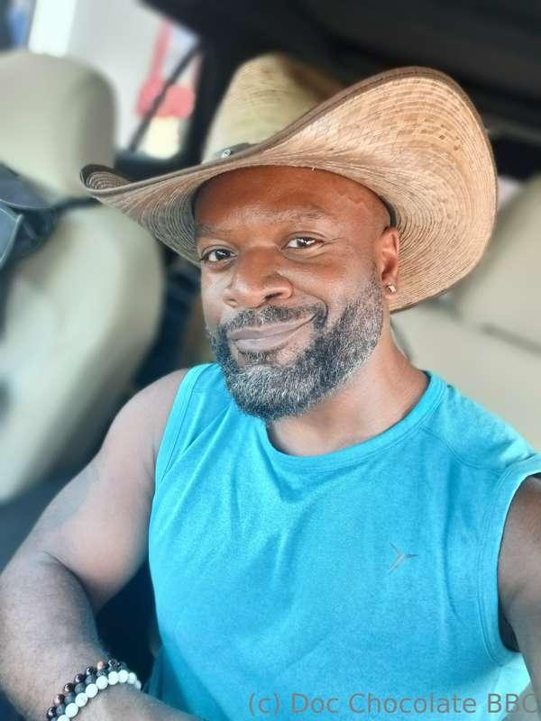 Like my cowboy hat? 🤠 

I had to get one while in Texas lol