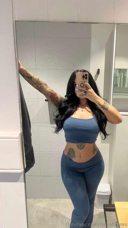 ❤️ this post if you’d creampie me everyday 🍆