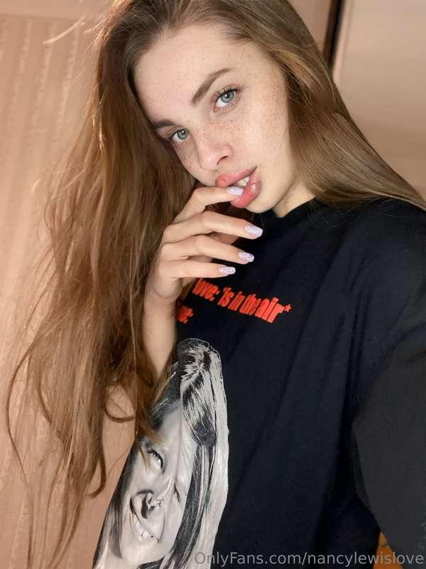 ## 💥💥💥 SEXY MODEL 💥💥💥

😈 Immerse yourself in her @elegantros..