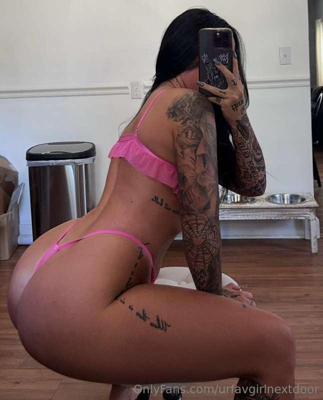urfavgirlnextdoor image #0