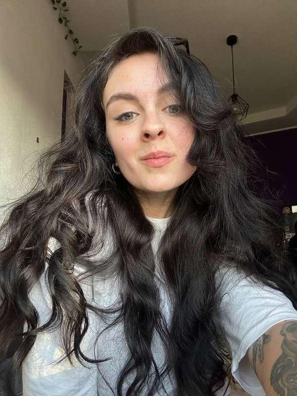 rare shot: me without my septum 👽