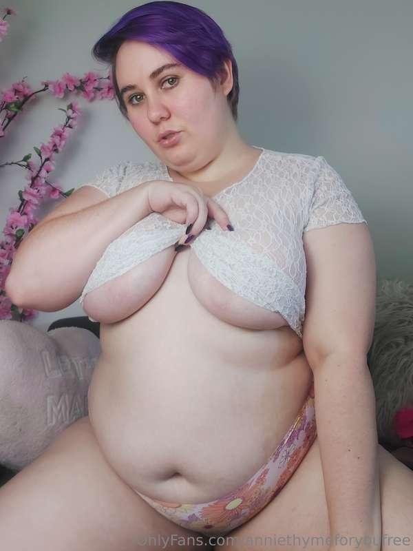 Such fat titties 