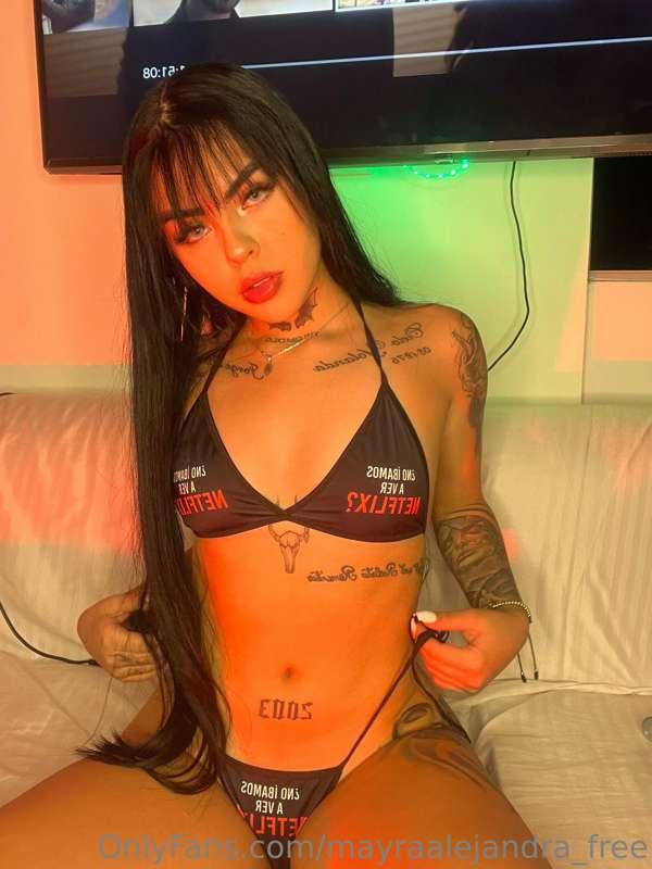 Movie afternoon 🍿
Do you want to see what term 💦🫣
Go to your..
