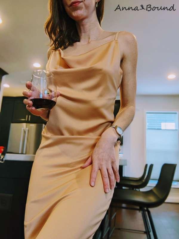 Received this gorgeous gown from a fan (thank you!) and coul..