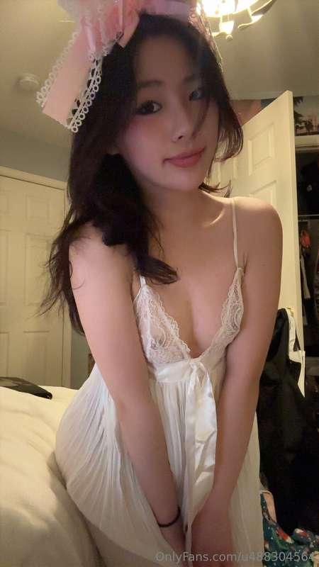 wanna watch me strip ;)