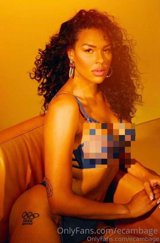 Am I your type? 😚