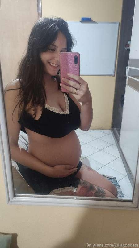 This week ends my pregnancy 😕😍
Essa semana termina a minha g..