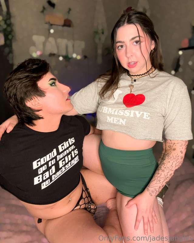 I pegged him in this outfit and it’s the best video I ever m..