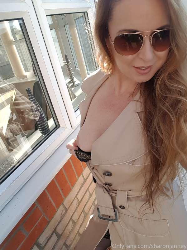 More excitement outside. Dont forget to message me for my mo..