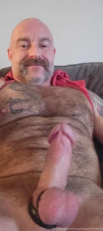 When your big boy is more aware than his master 🍆...
Good mo..