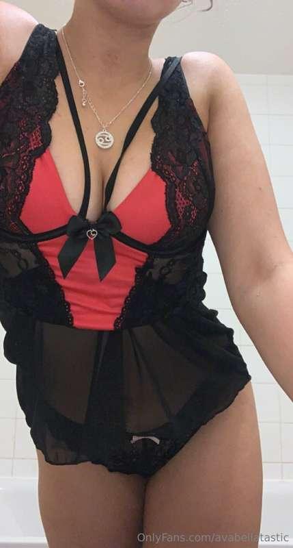Bedroom play 😈