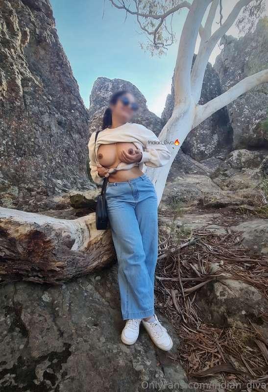 Showing Mountains ⛰️⛰️ to Mountains🌰🌰Which ones your favorit..