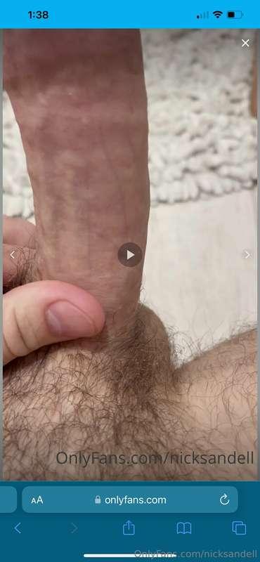 I know you wanna see this video.  DM me for the “sticky bath..