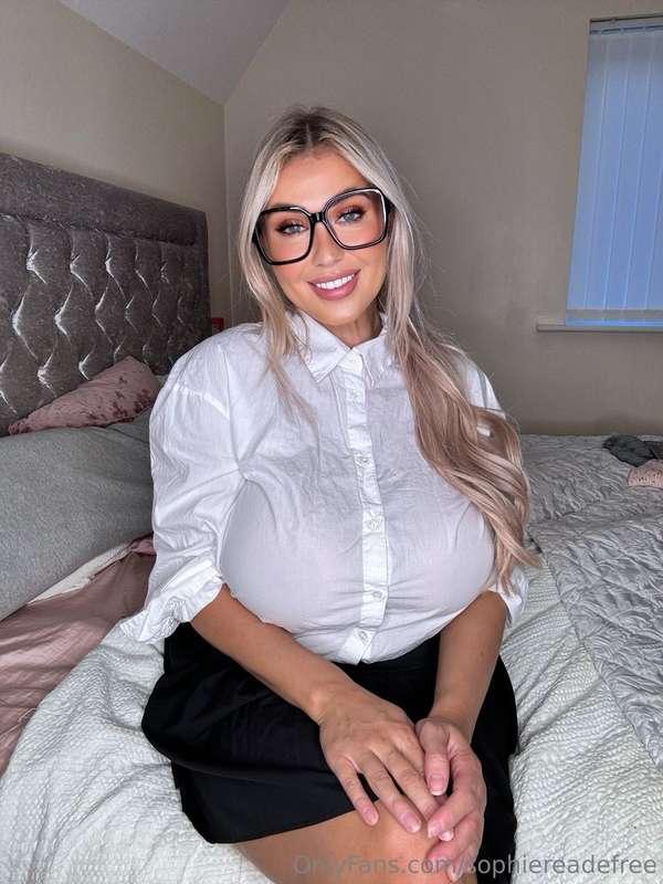 sophiereadefree main image