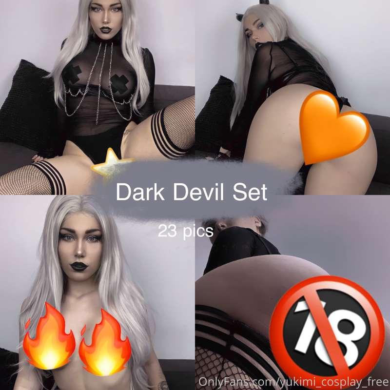 This super hot set is a free gift to all
My subs on prem OF ..