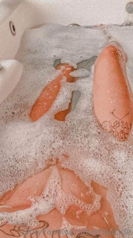 swipe to remove the bubbles 🫧