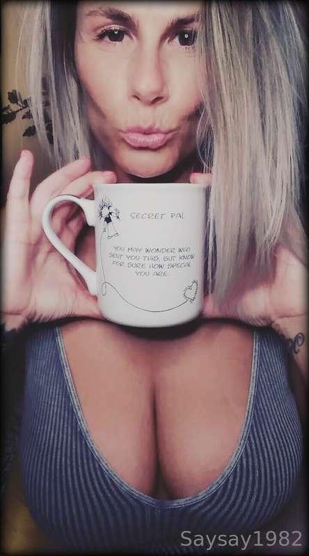 Good Morning babes!! #coffeegirl #sexysayrah