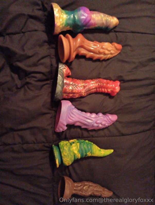 Did I mention I love weird/unique dildos?!? Here’s my collec..