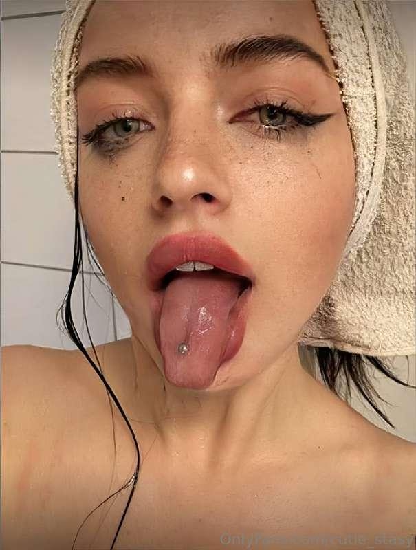 Follow for FREE @eva_hollywood  🤤
You won't be able to keep ..