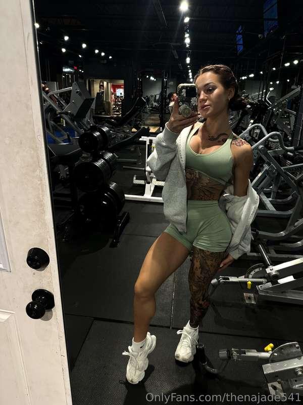 Monday workout done🥵💪