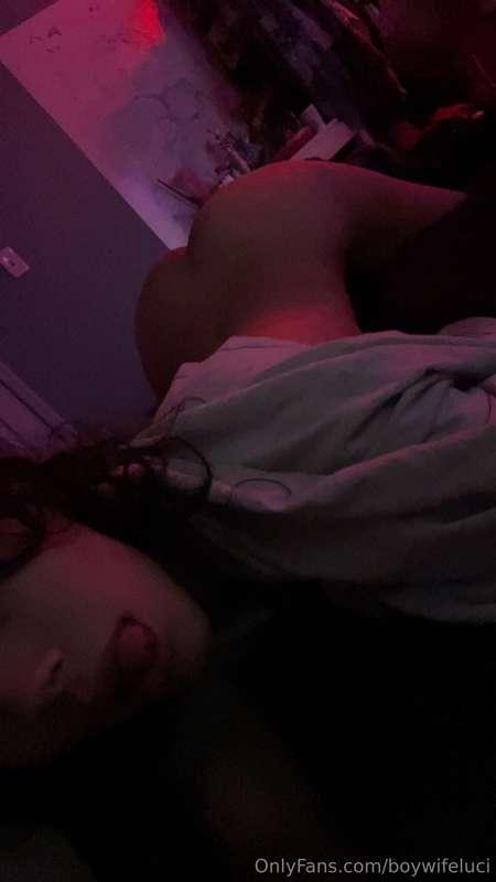 boywifeluci image #1