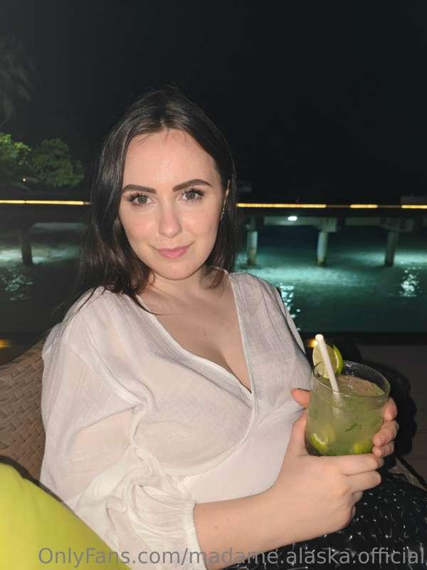 I escaped the madness 😂
Finally arrived at the Maldives and ..