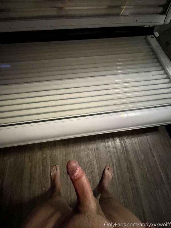 How do you battle seasonal depression? I tan occasionally du..