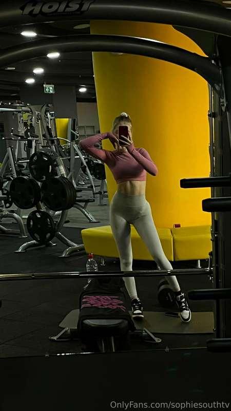 Late night workout 😘