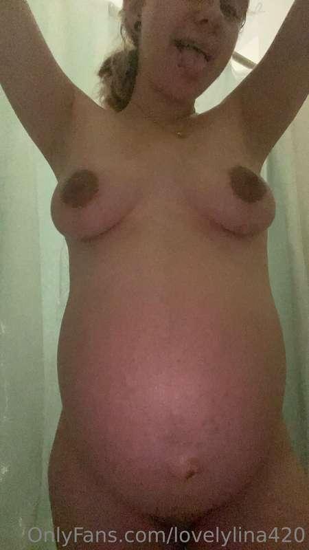 lovelylina420 main image