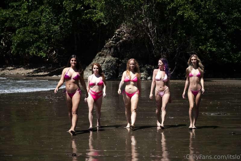 @natalia_rae @ivy_gracexx @iambrizzy @dr_mylabanks   girly d..