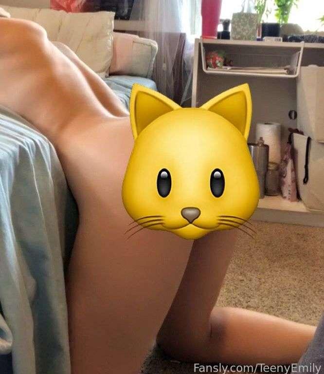 teenyemily image #2