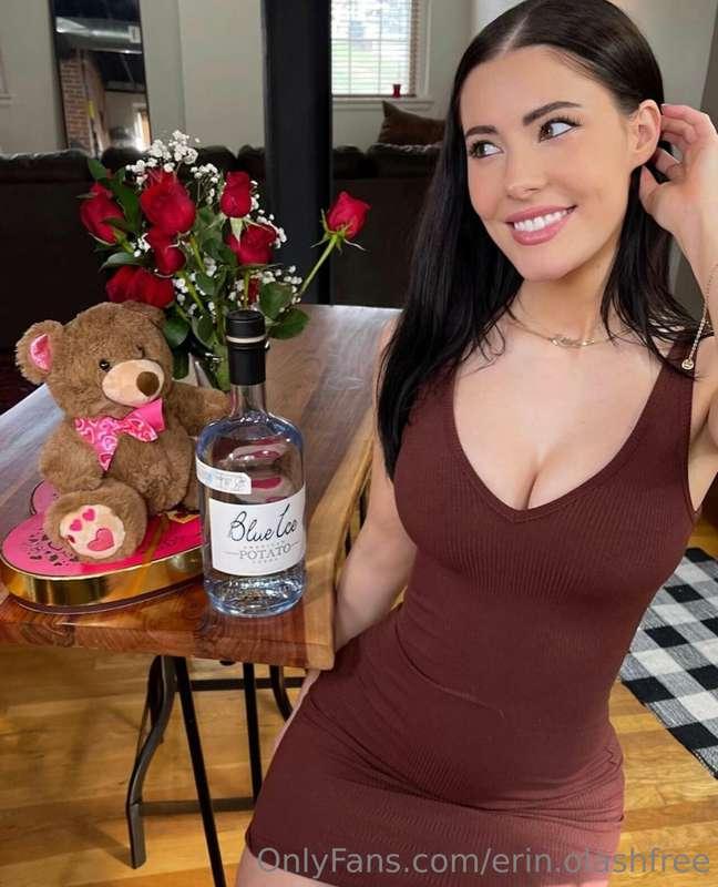 Happppyy love day! ❤️ how would you like to celebrate?
