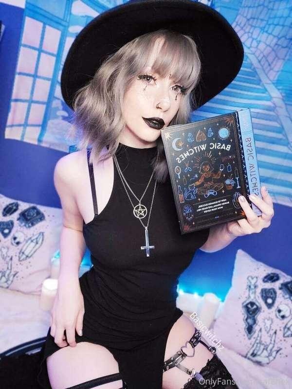 Already started drinking Pumpkin Chai and it's not even Augu..