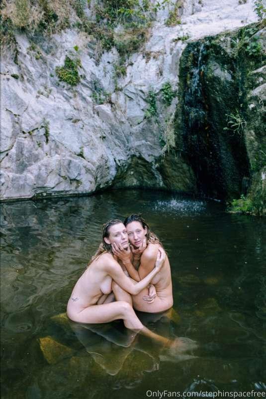 Water Nymphs💦 Wishing I could spend all my days splashing th..