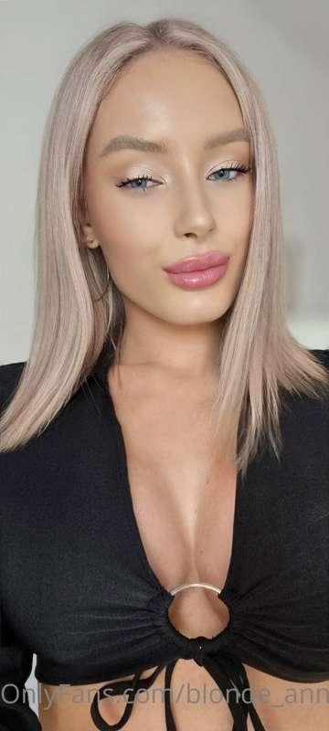 blonde_anna image #0