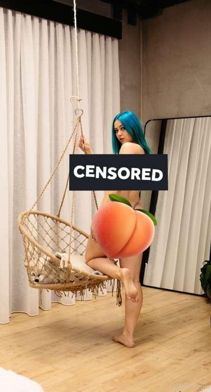 A lot of people asking for a nude or two recently so for any..