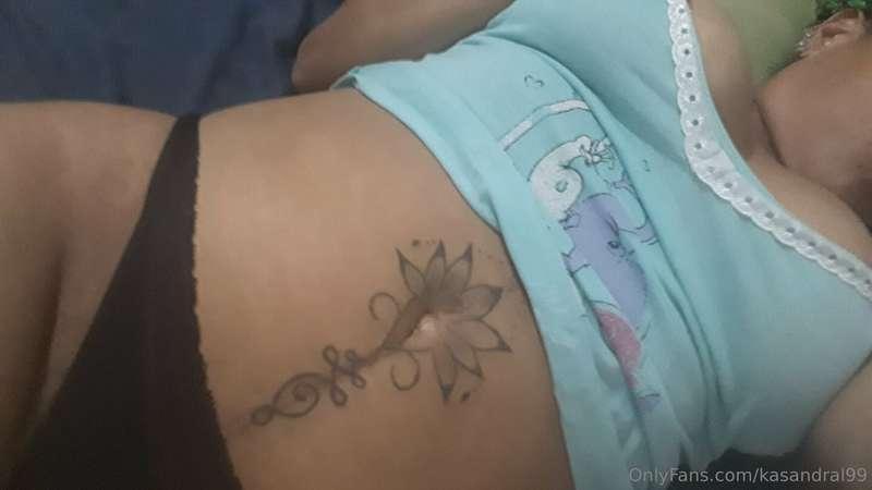 😍👅🤤