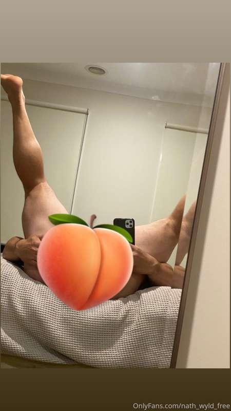 Anal fucking vid is up 🍑🍑 
Onlyfans.com/nath_wyld to watch 😘