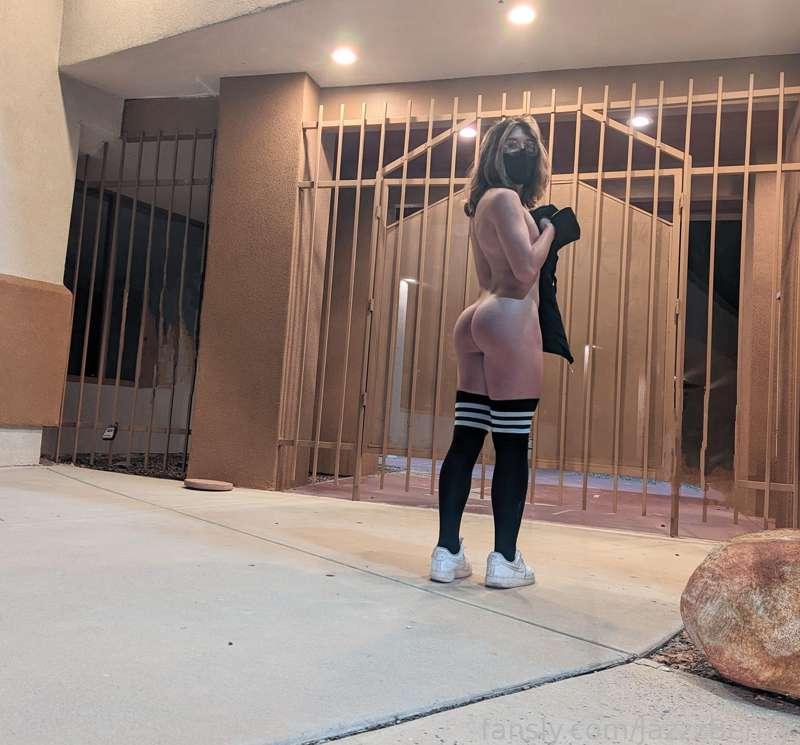 jazzzberrry image #1