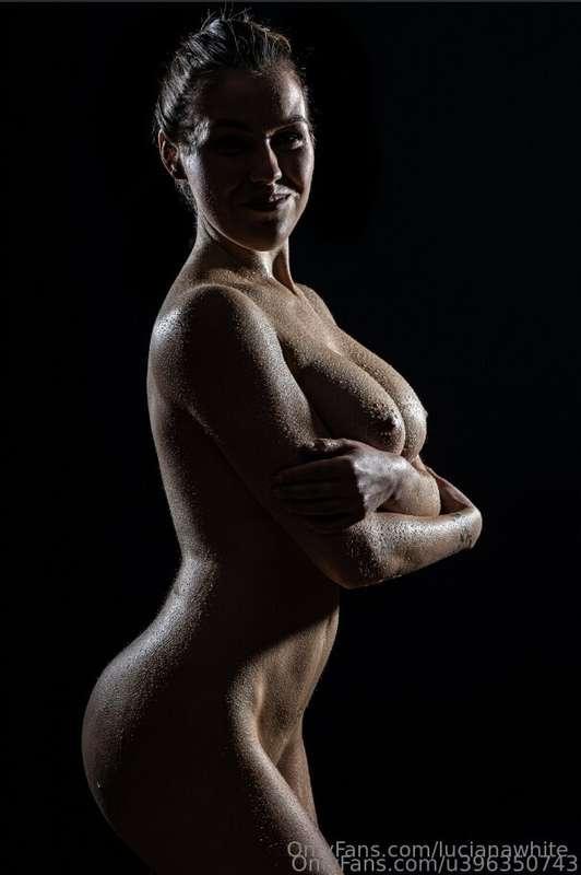 @verufit - Přijď si prohlédnout bikini fitnessku, která to n..