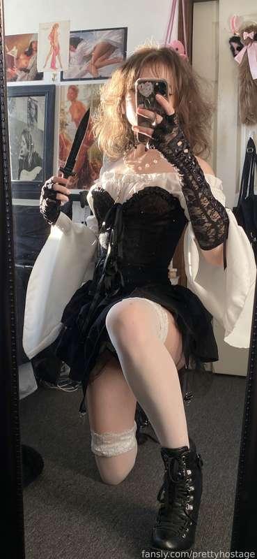 prettyhostage image #3