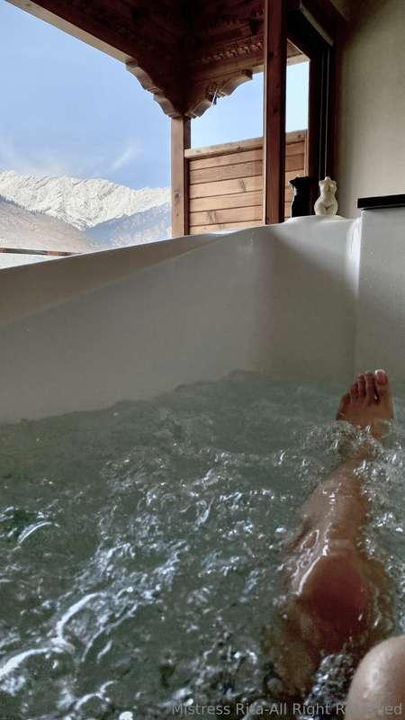 This is my view every day 
Thats why I say no money no talki..