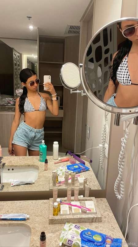 My soul feels a silent vibration, drawing us closer. Do you ..