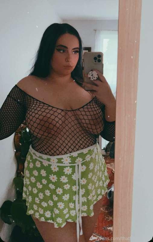 What do you think, acceptable outfit to go out in?😈