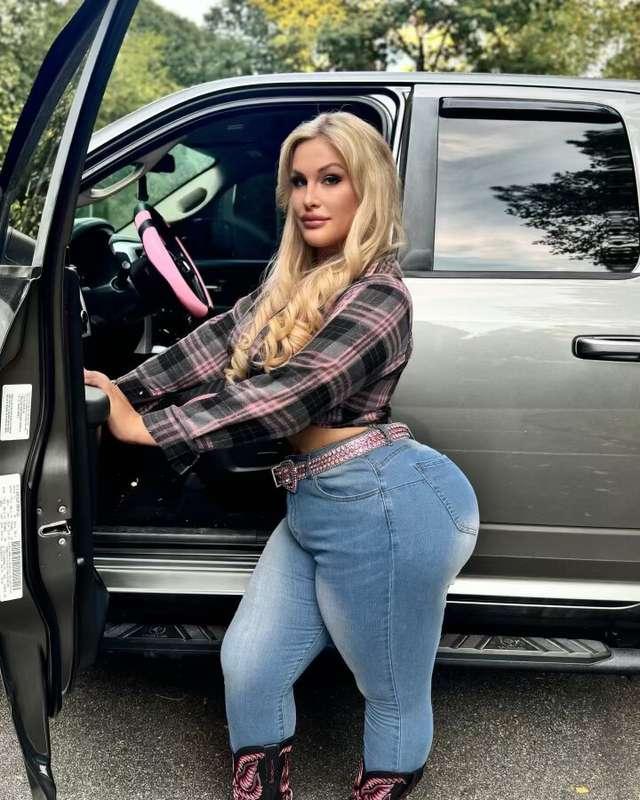 lexibunnifree image #1