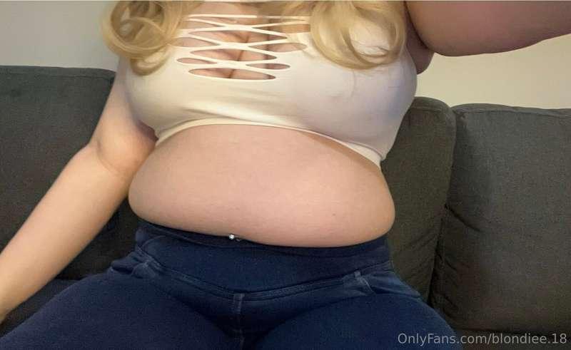 blondiee.18 image #2