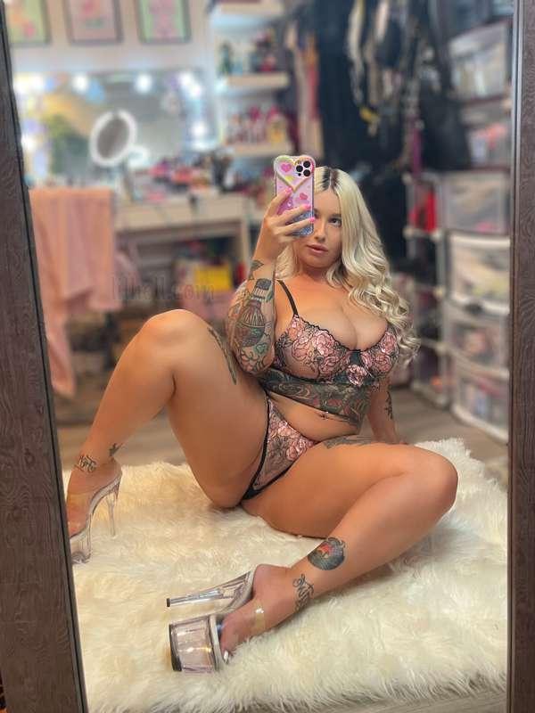 like my new lingerie? 😋