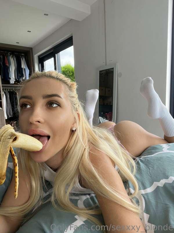 sexxxy_blonde main image
